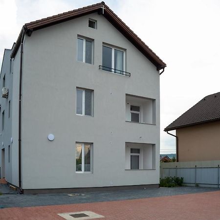 Solomon Apartments Ap 3 Sangeorgiu de Mures Ngoại thất bức ảnh