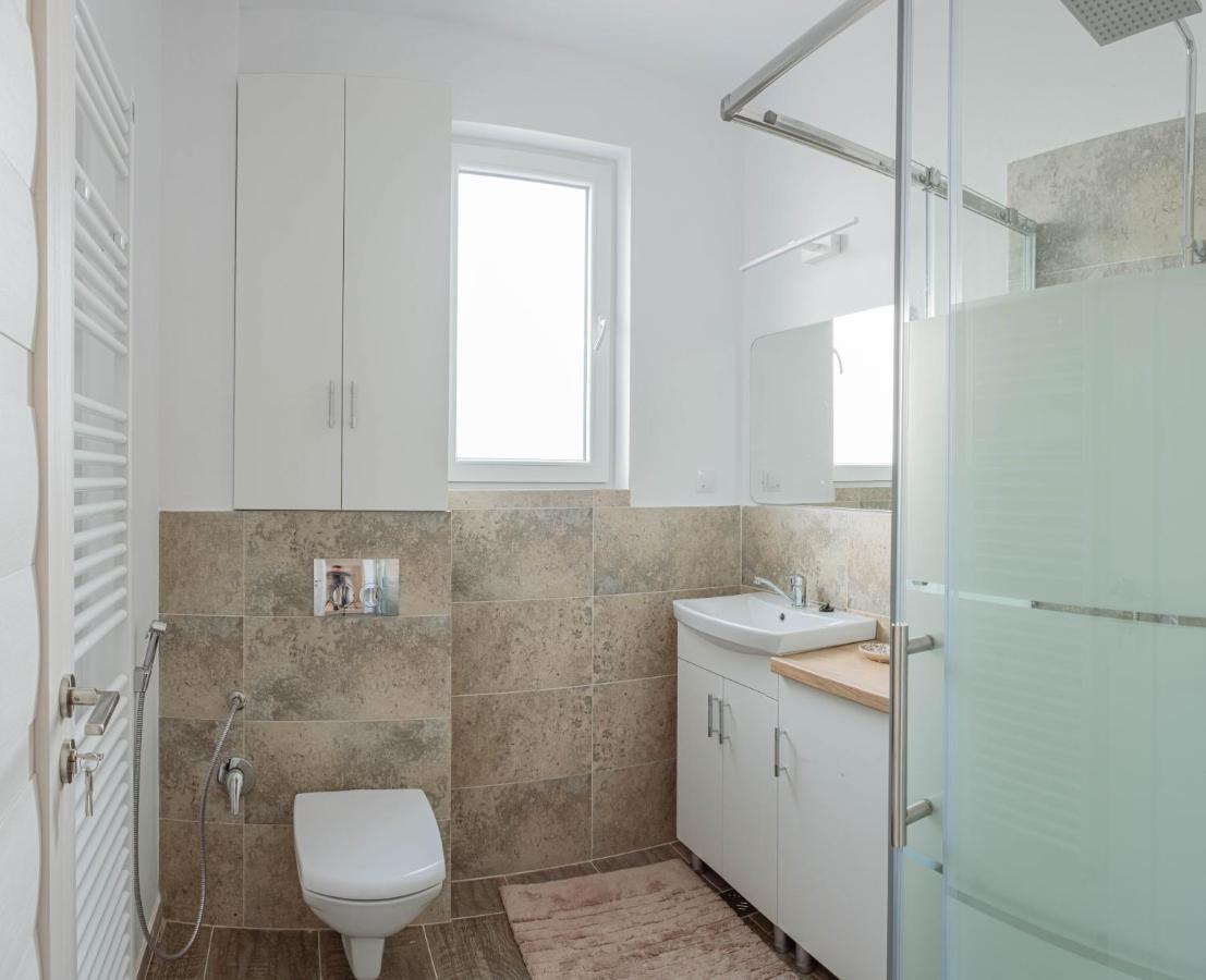 Solomon Apartments Ap 3 Sangeorgiu de Mures Ngoại thất bức ảnh